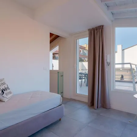 The Rooftop Apartment *